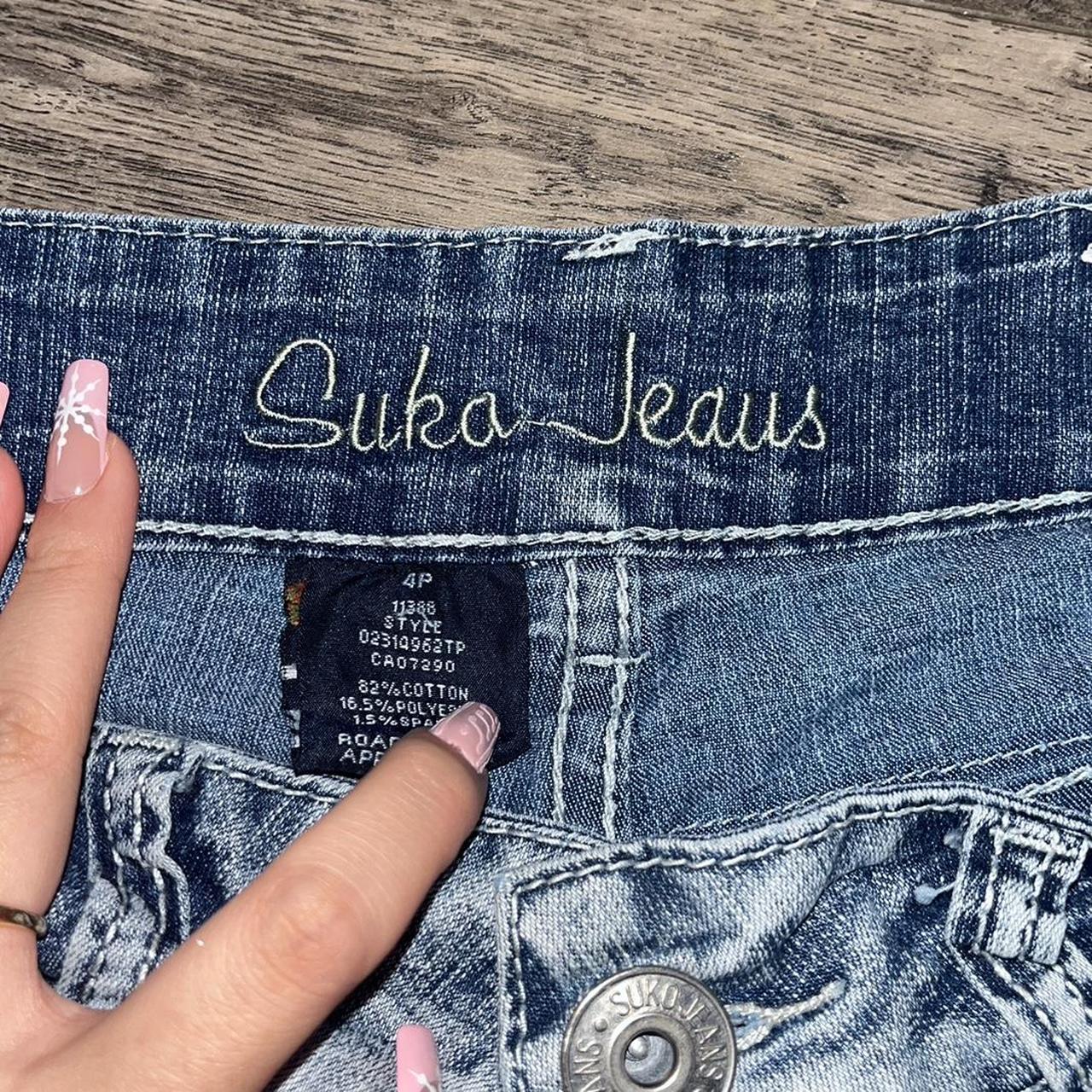 Suko Jeans Size: 4 petite These are low rise - Depop