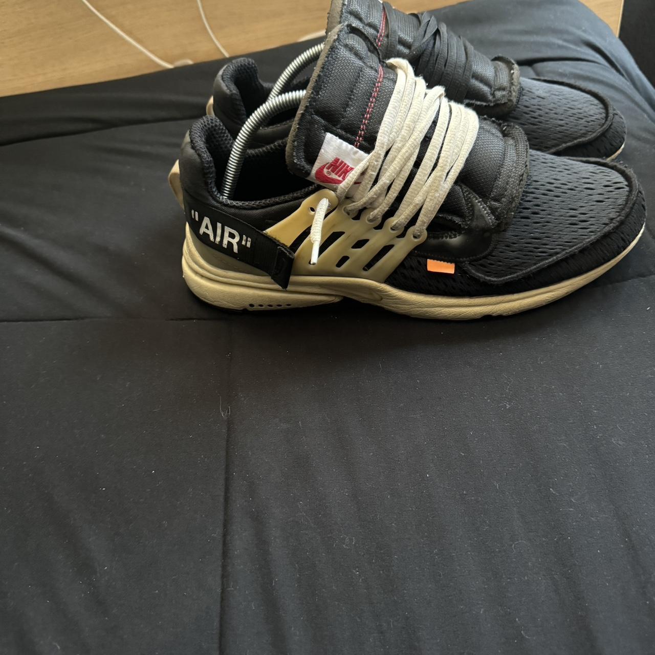mens black and white prestos