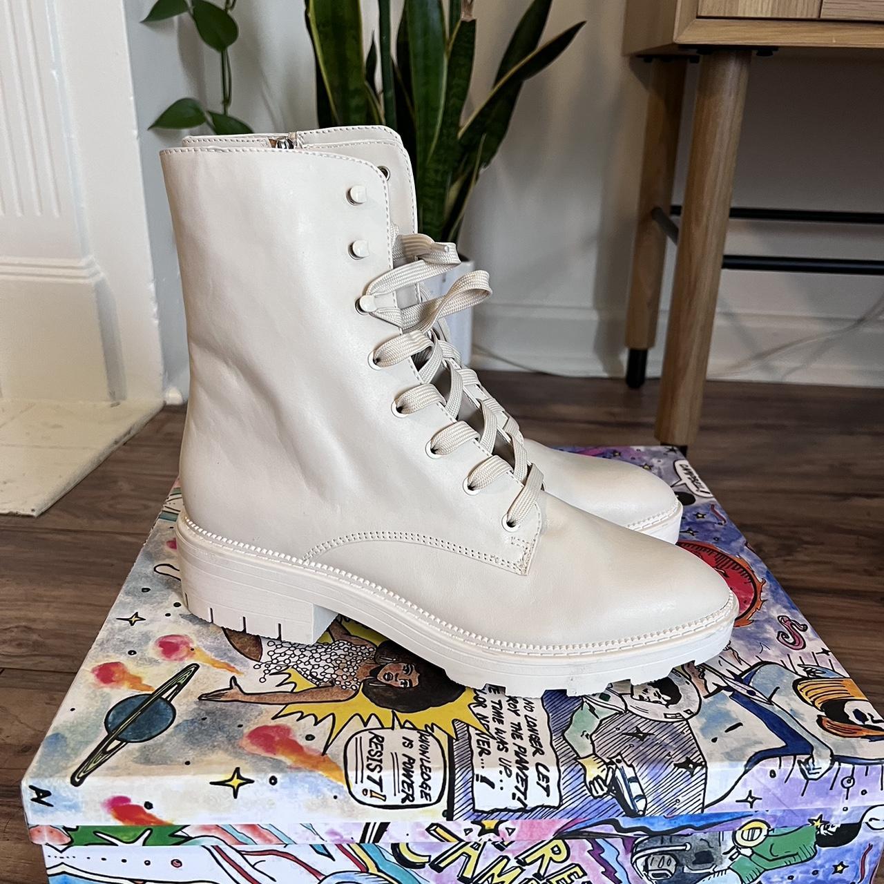 Dolce vita 2024 white combat boots