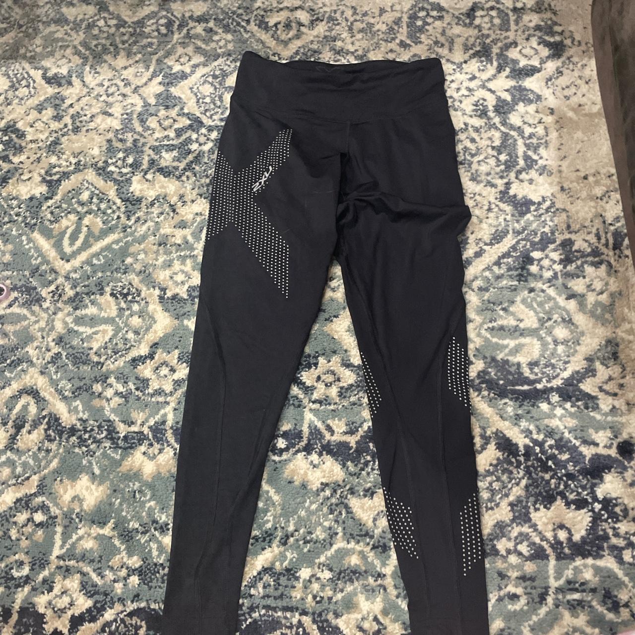 2XU Women's Leggings | Depop