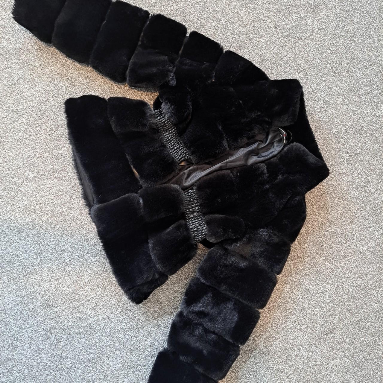 New Look (cameo rose) fur jacket, so soft! Depop - Main Image