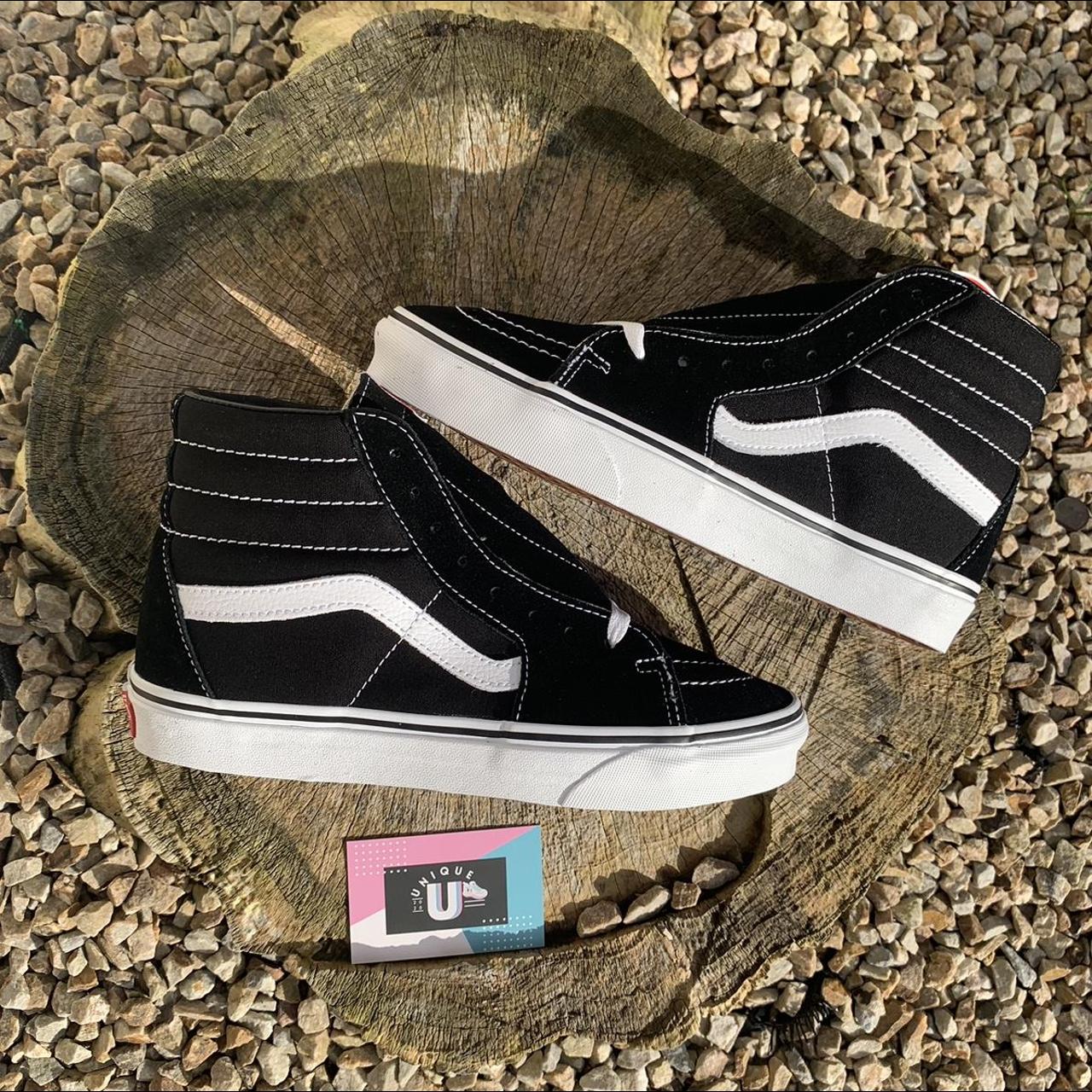 Vans sk8 hi black laces hotsell