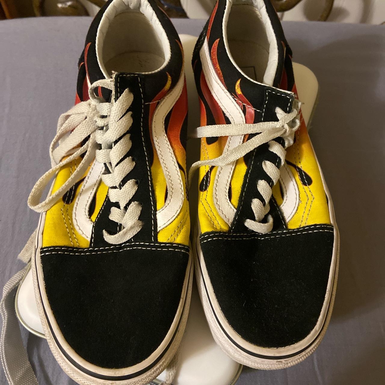 Vans old clearance skool yellow laces