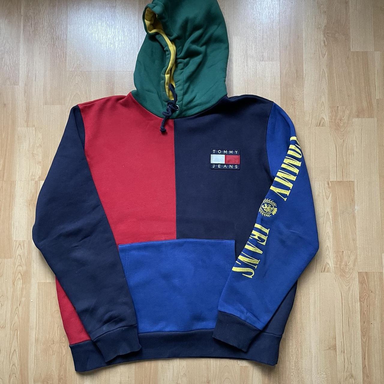 Vintage look, heavy thicc Tommy Hilfiger hoodie. - Depop