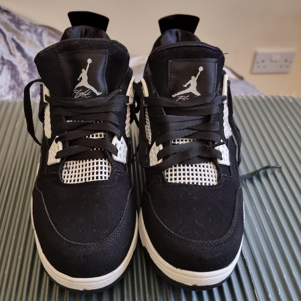 mens jordan 4 trainers