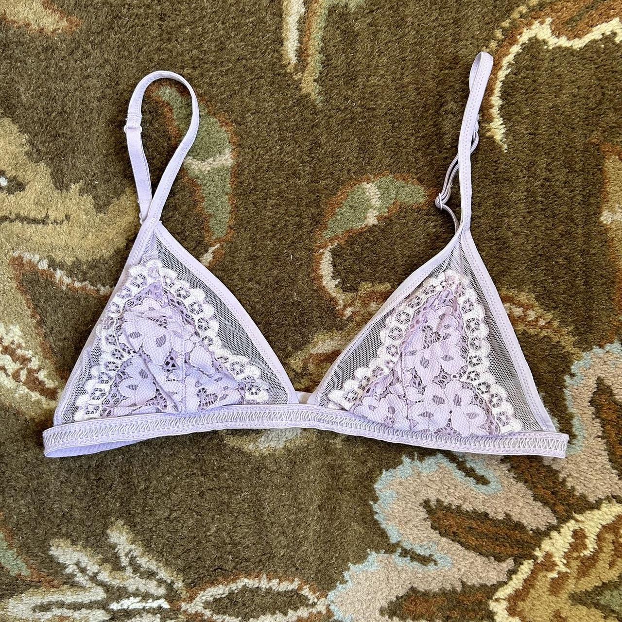 Bras lingerie Depop