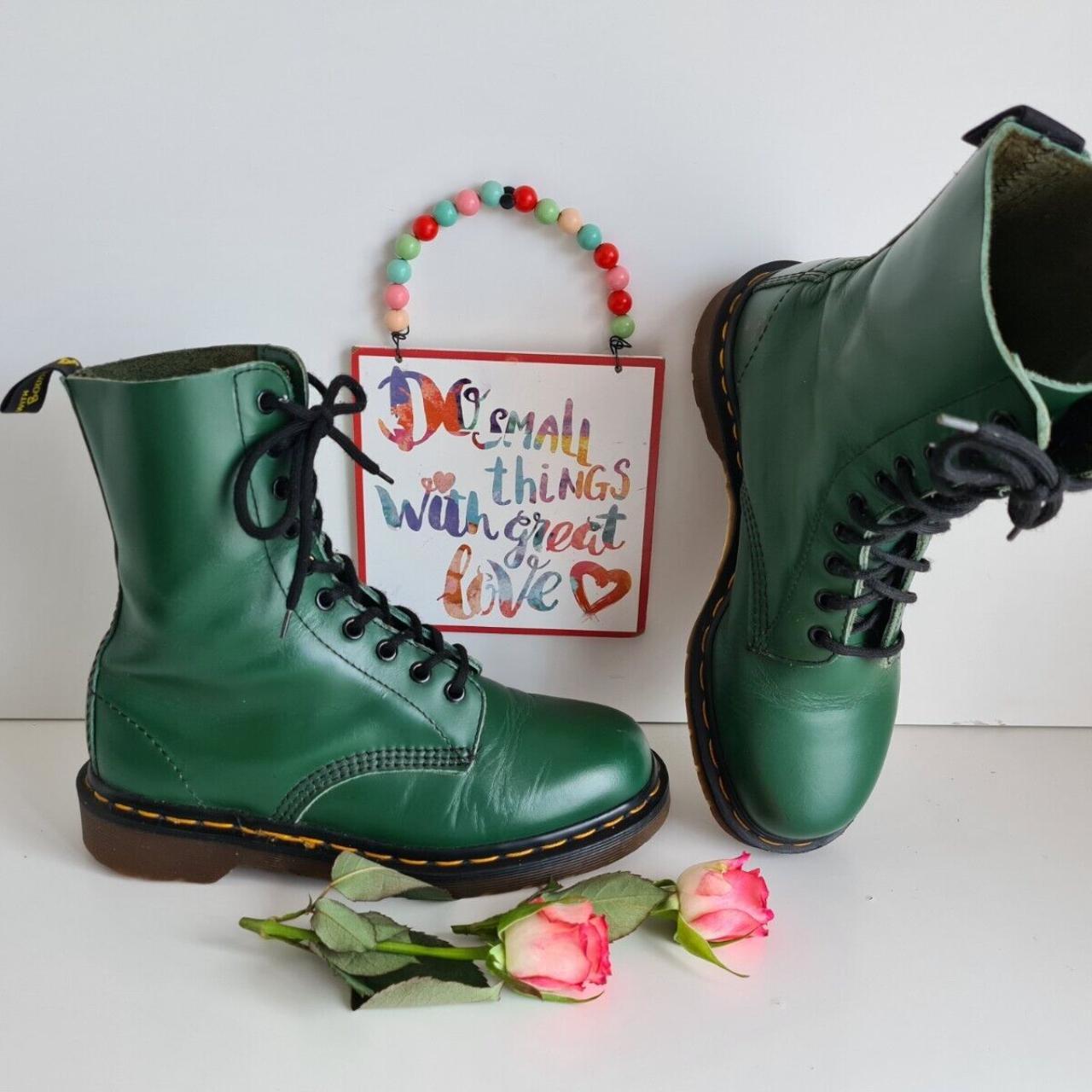 Dr Doc Martens 1490 green 10 hole ankle England. Depop