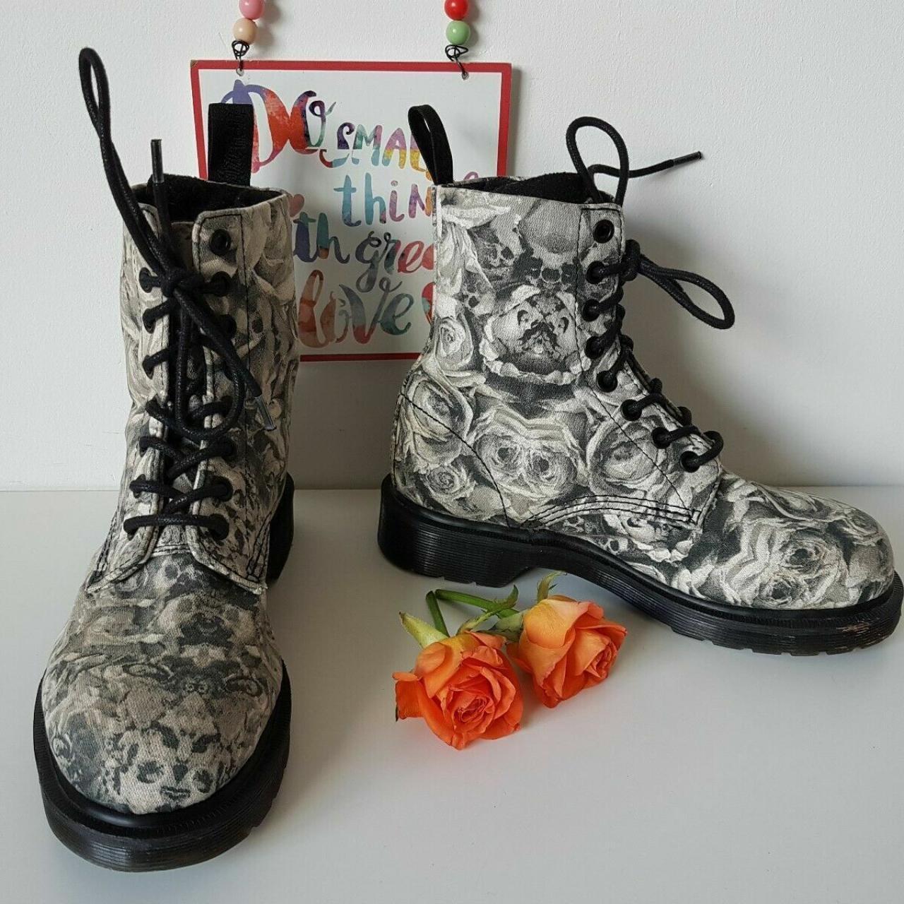 Dr martens cheap rose skull boot