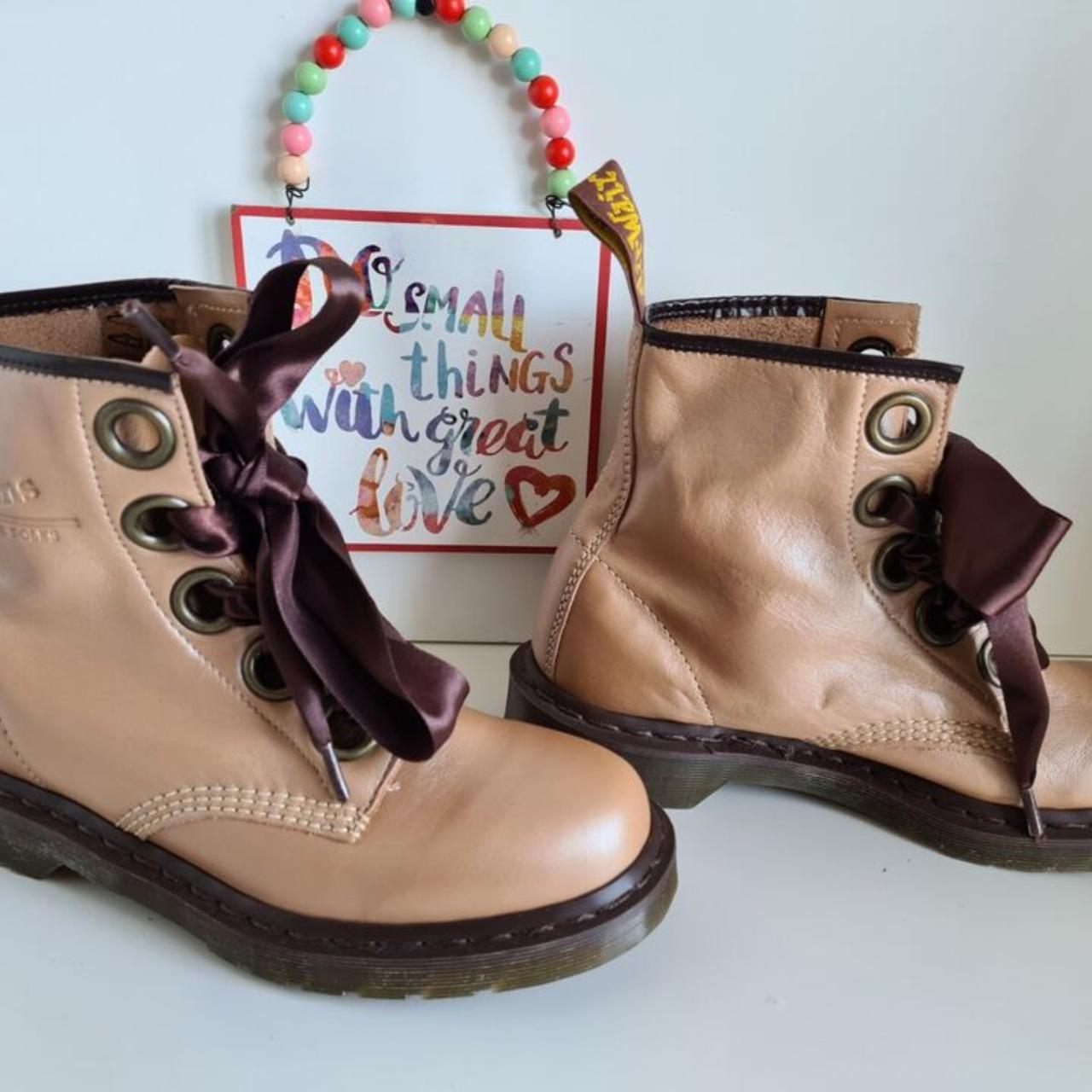 Doc martens grace online