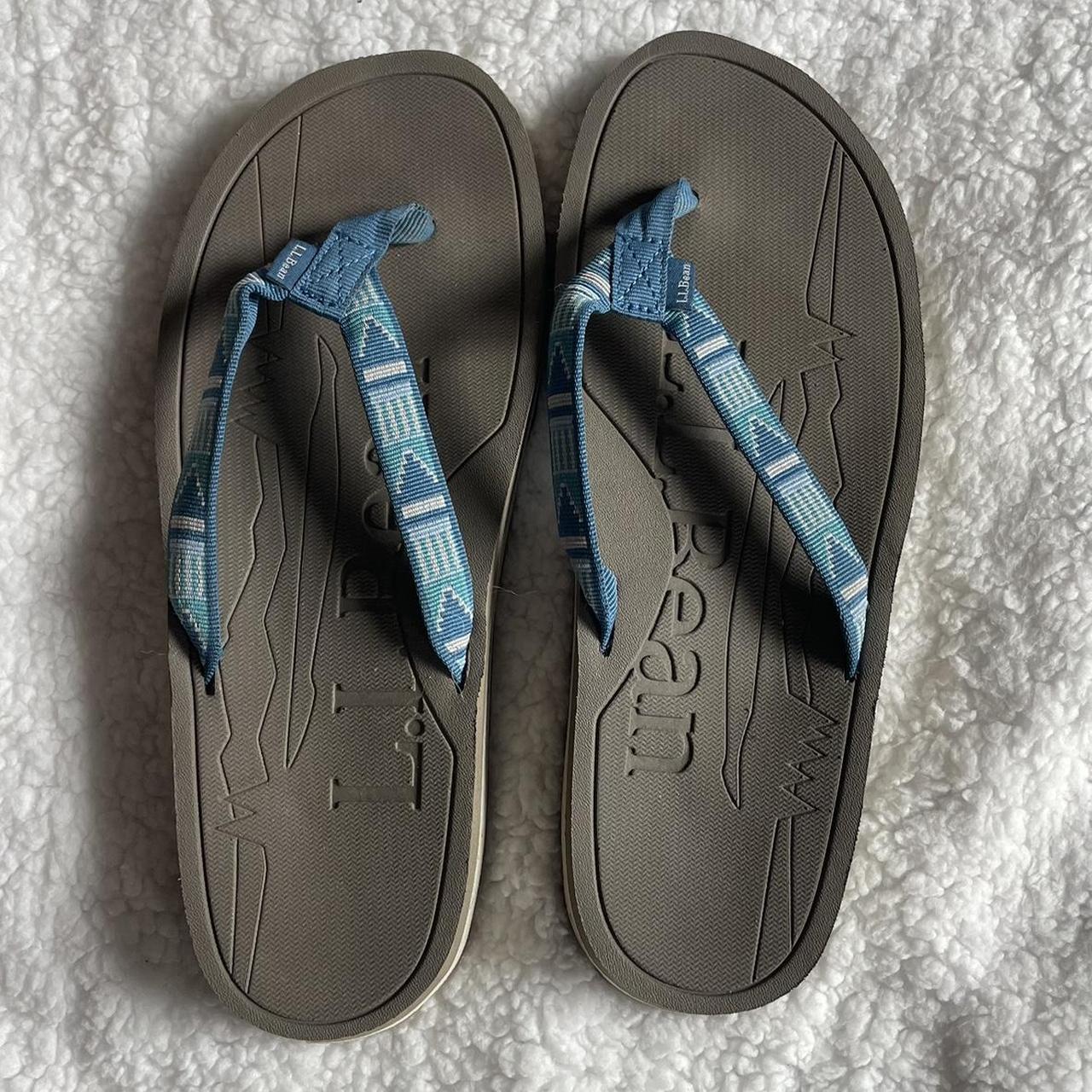 Ll bean hot sale flip flops