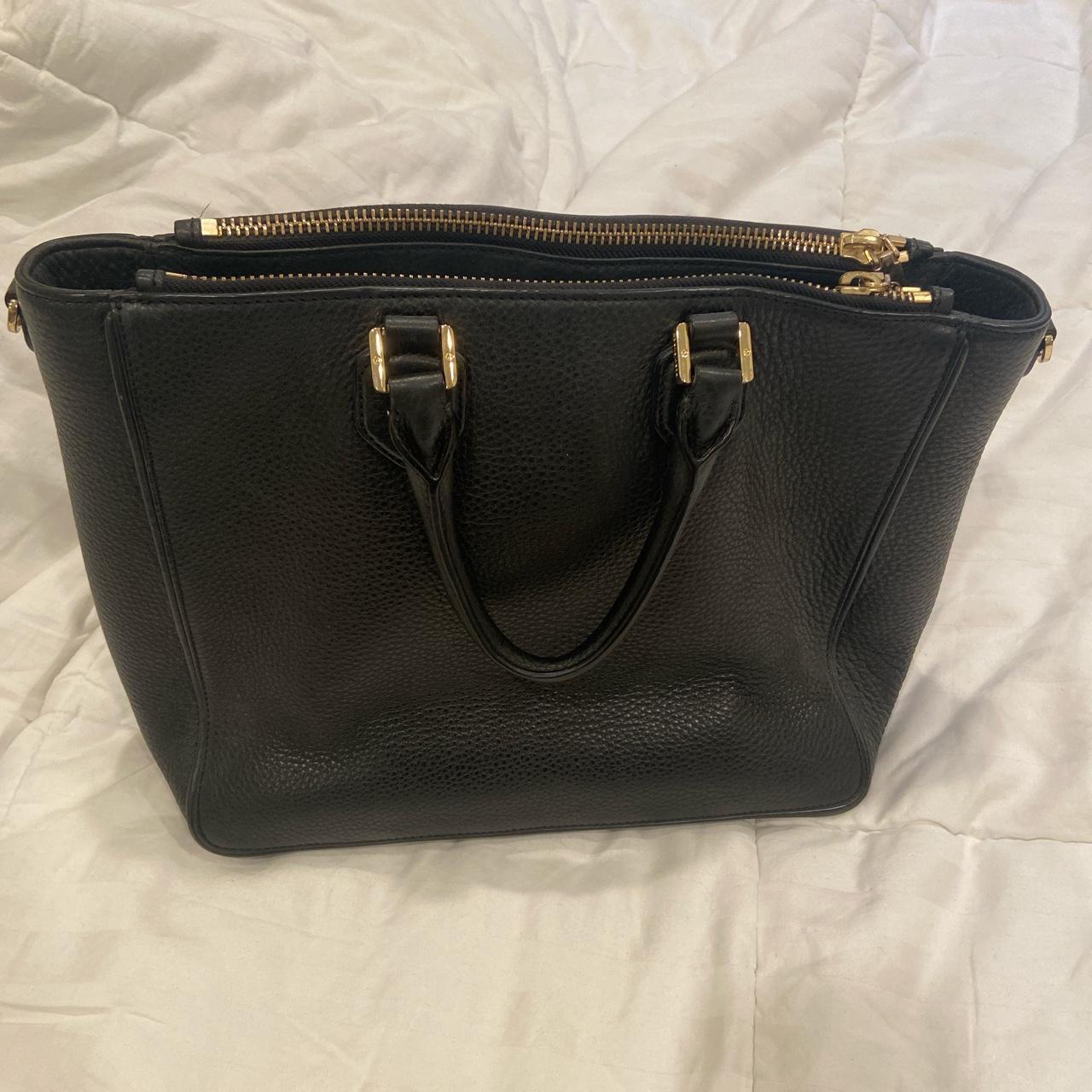 Tory Burch robinson satchel tote with top handle and - Depop