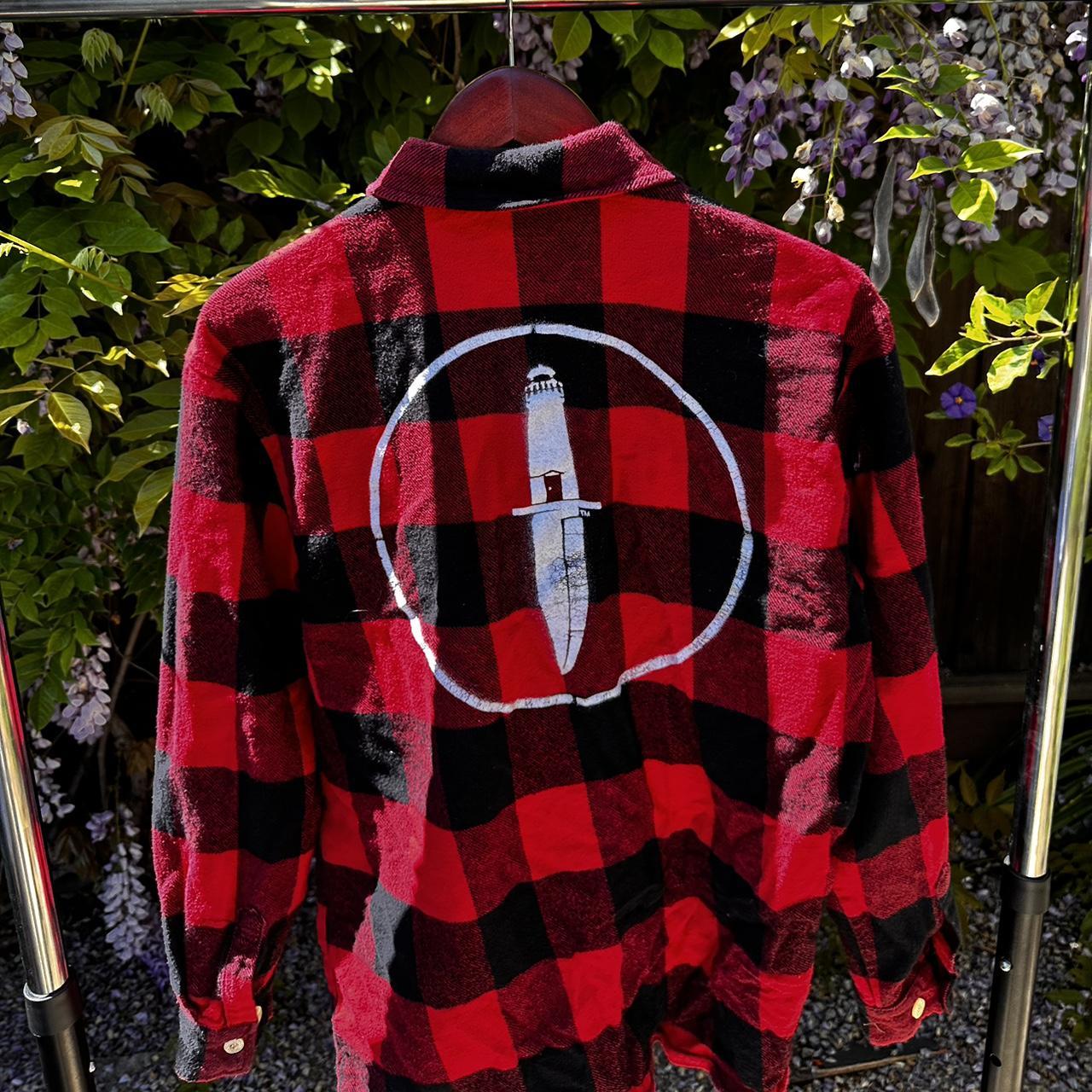 THICK RED & BLACK CLASSIC FLANNEL BY CITY FOG FROM... - Depop