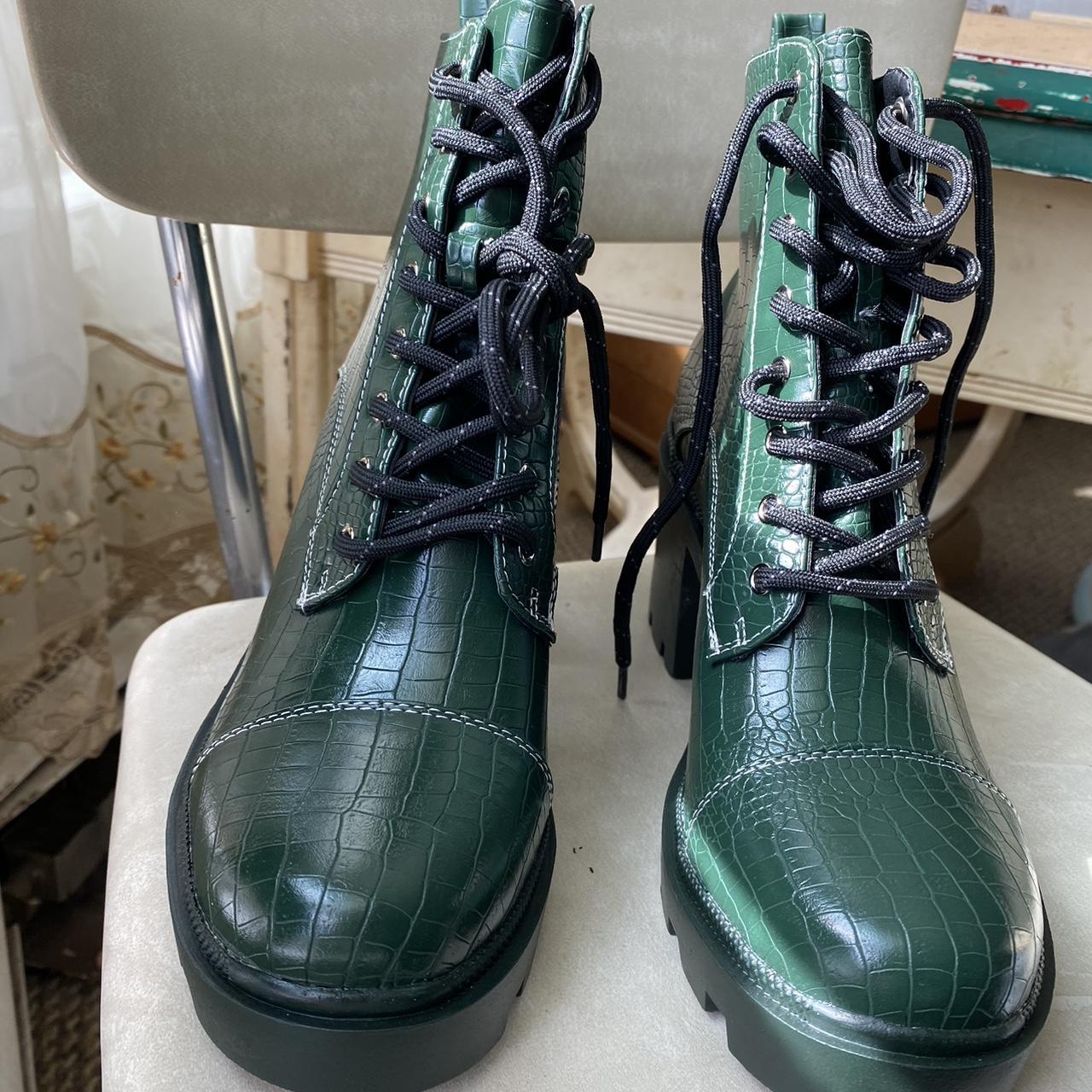 Women’s Green and Black Boots | Depop