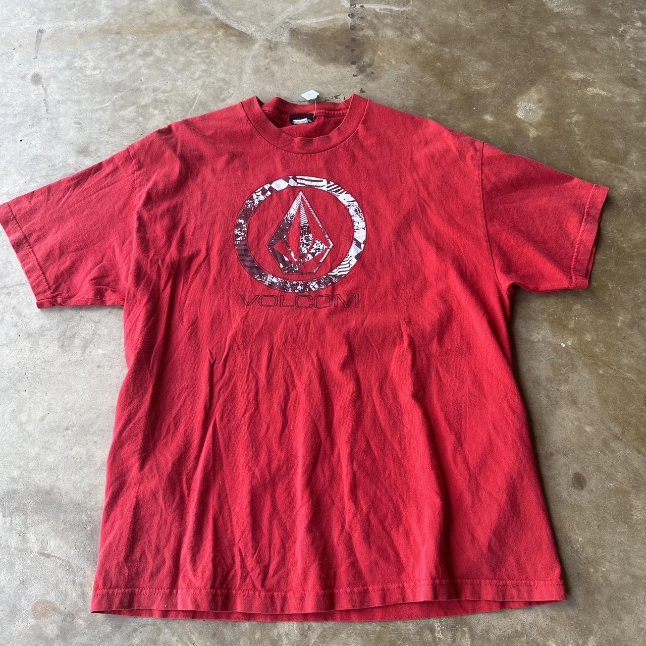 Volcom Men's Red and Black T-shirt | Depop