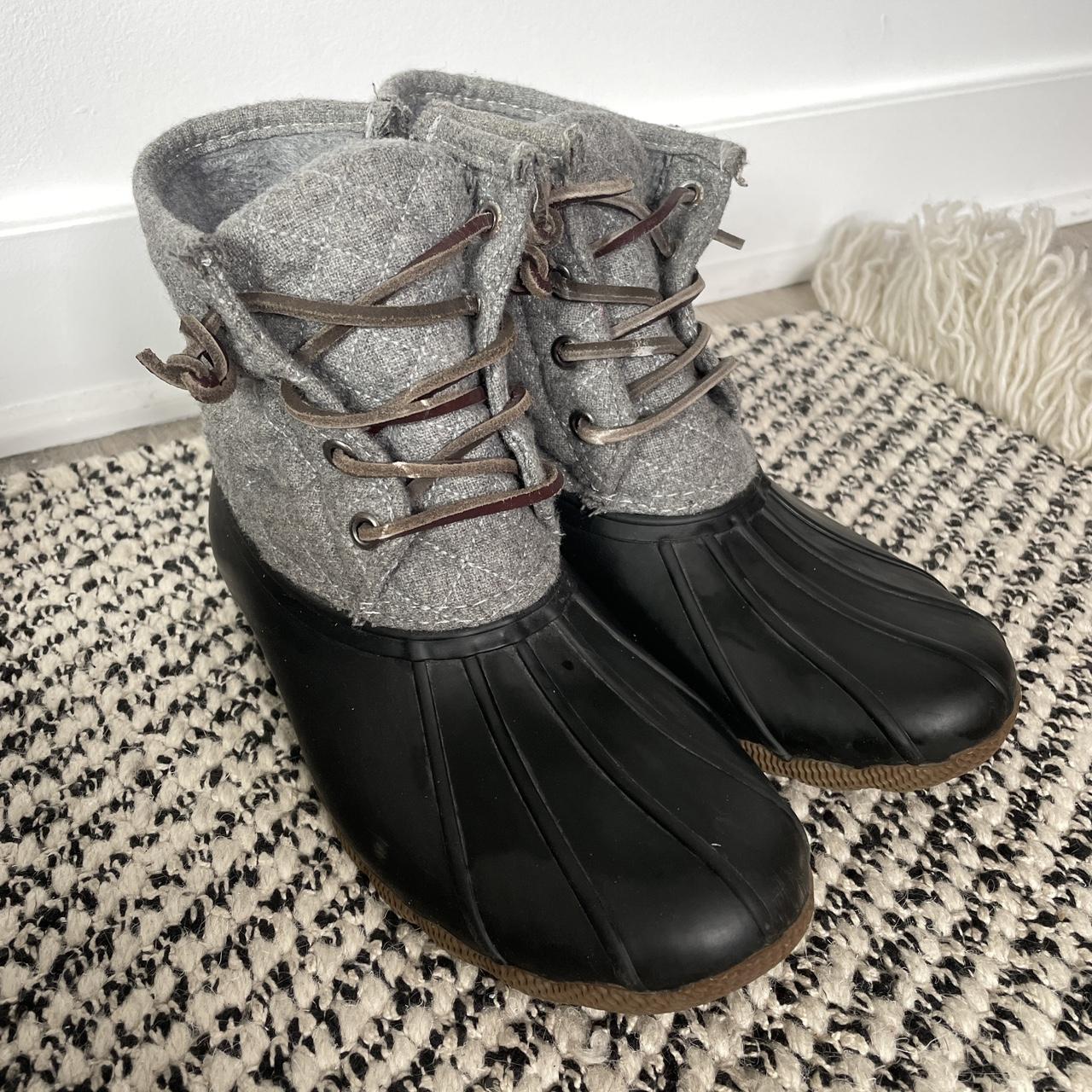 Gray and black store duck boots