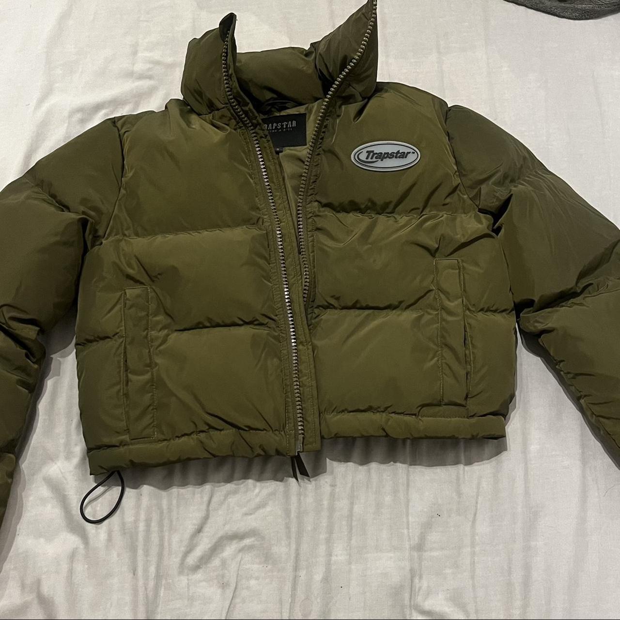 Trapstar hyperdrive olive green puffer cropped... - Depop