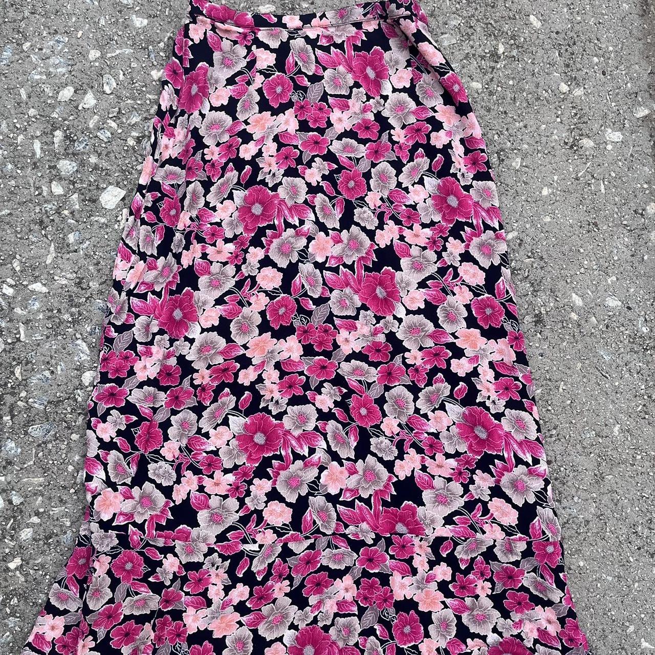 Preloved Women's Casual Skirt Multi/Pink – Y2K Collection by