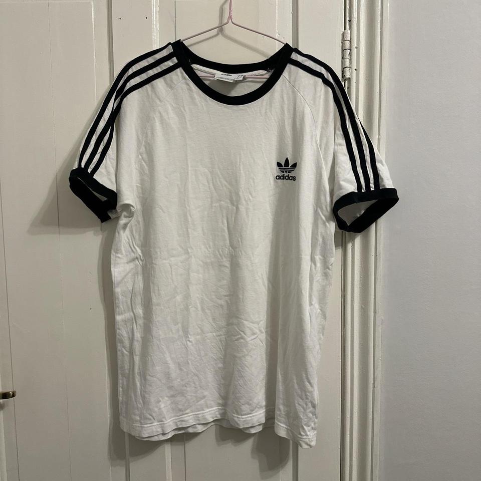 Boys adidas originals sales tshirt