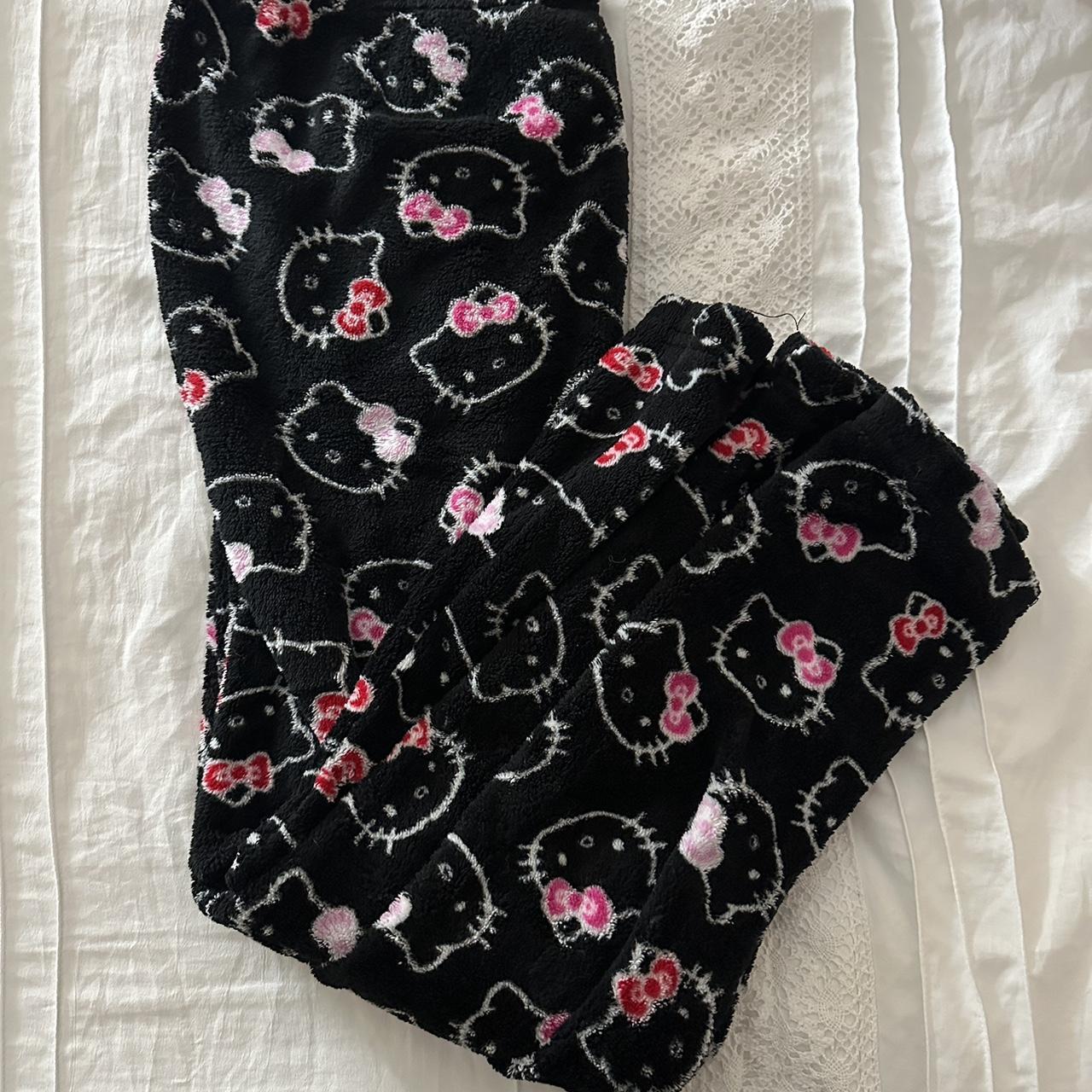 hello kitty pajamas the label doesn’t say what size... - Depop