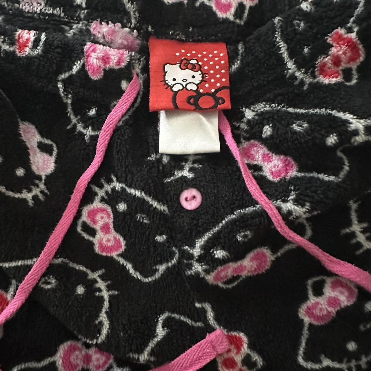 hello kitty pajamas the label doesn’t say what size... - Depop