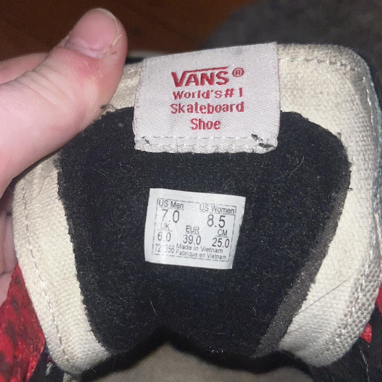 Vans Men's White and Black Trainers (4)