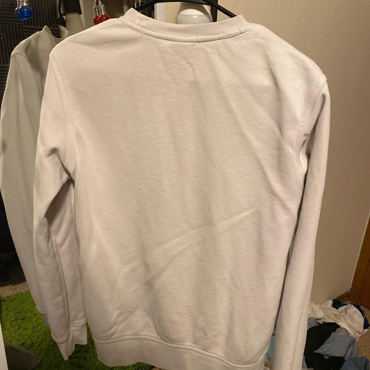 nike cream crewneck sweatshirt