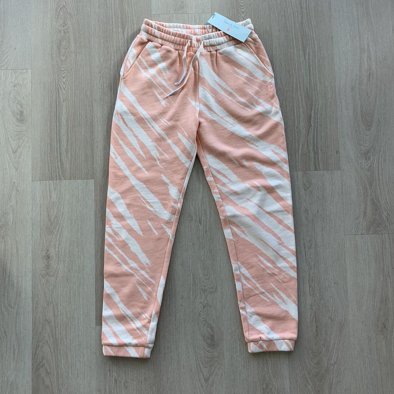 Sweaty Betty Women's Orange and Cream Joggerstracksuits Depop