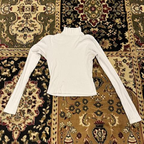 brandy melville green argyle sweater size s Depop