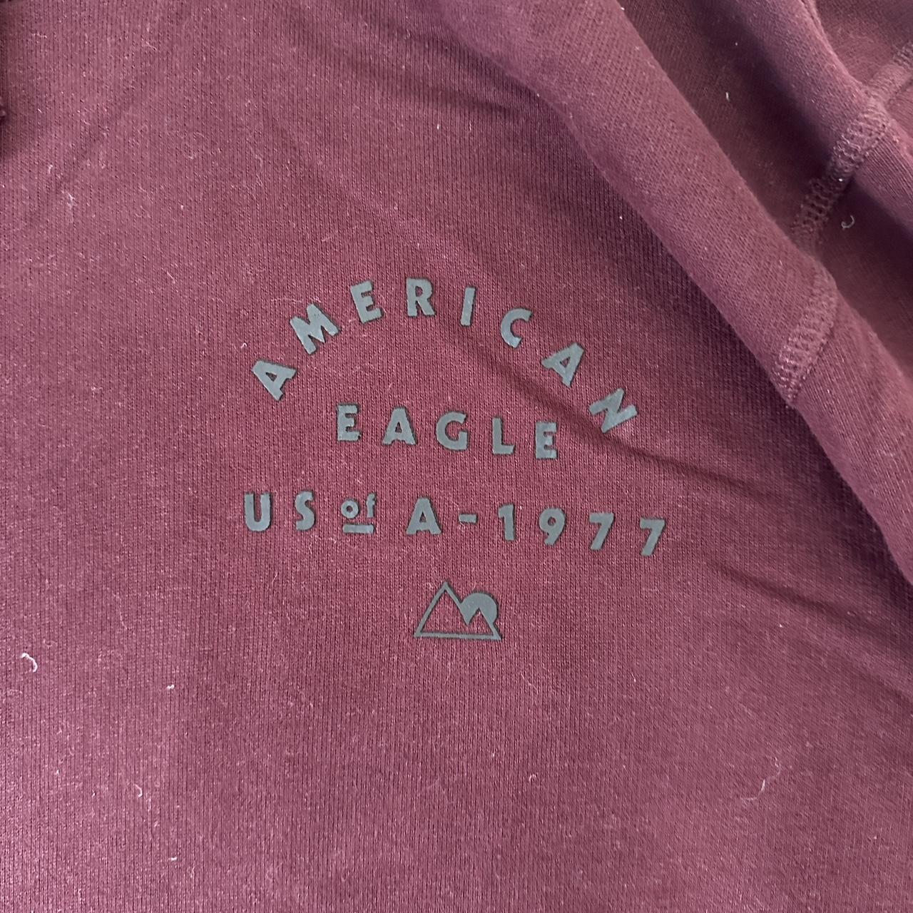 American Eagle Men's Burgundy Sweatshirt Depop