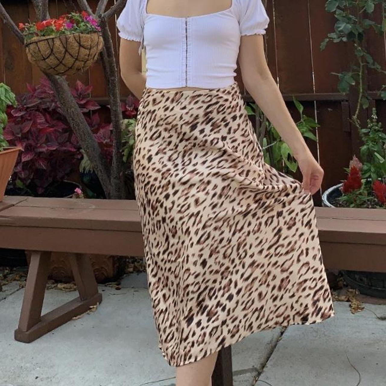 American eagle cheetah midi skirt hotsell