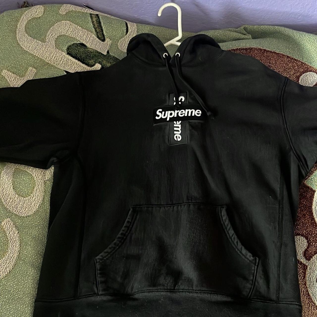 Supreme Women's Black Coat | Depop