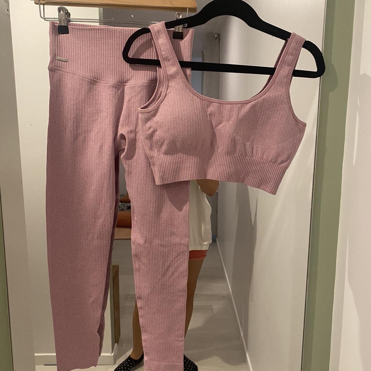 Muki active set Seamless Size large too small... Depop