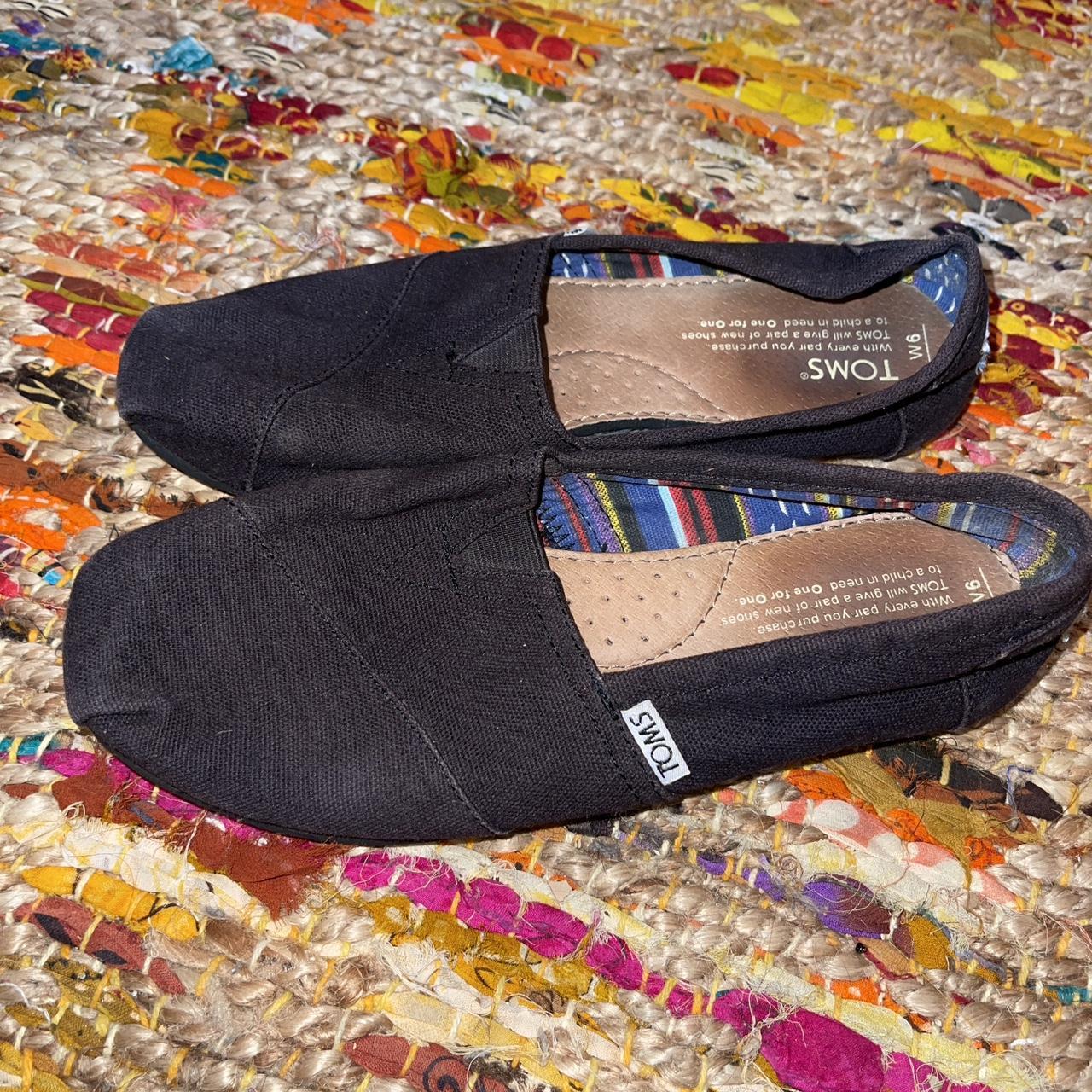 Black Toms #Shoes #Toms - Depop