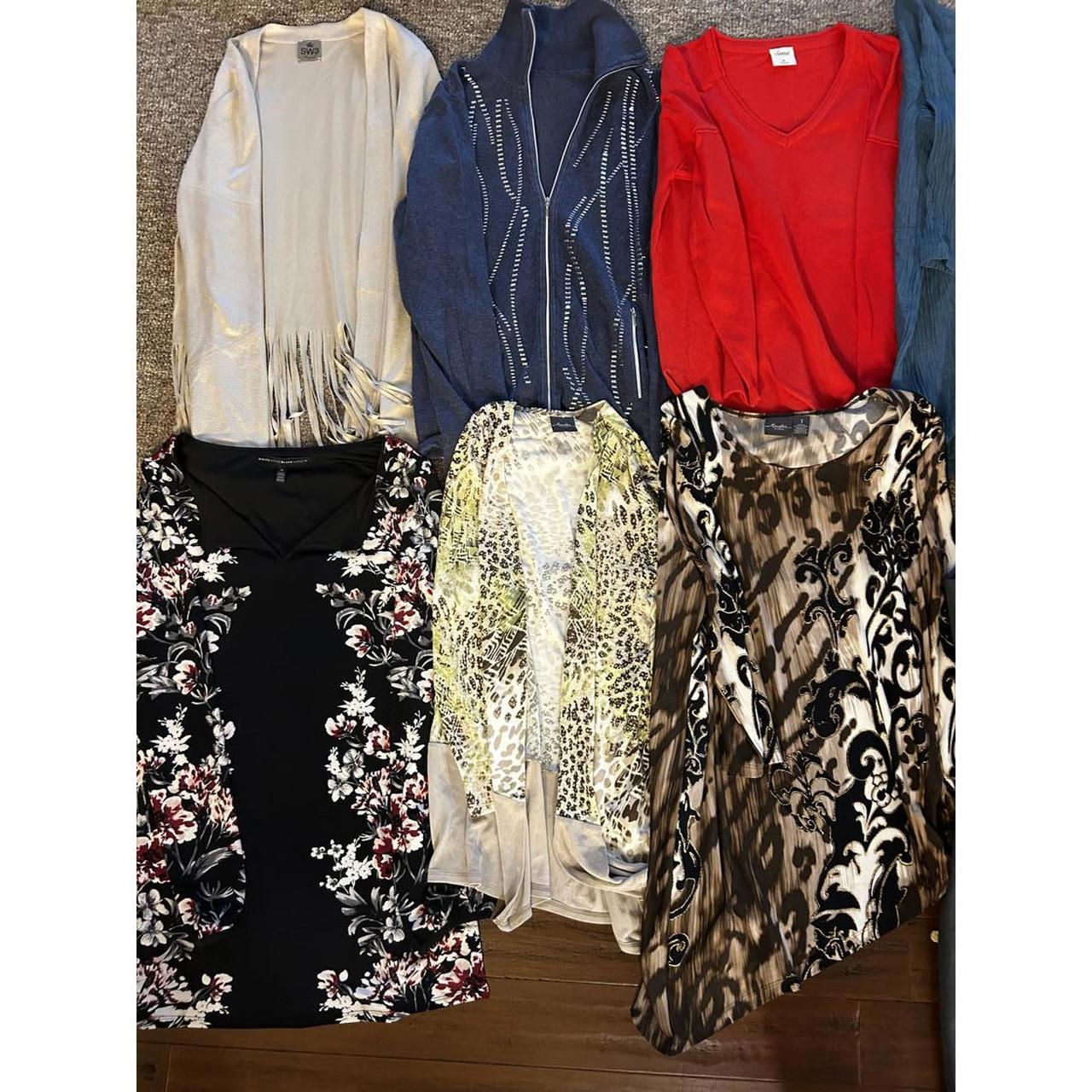 Preloved Women's Top - Multi/Multi - M – A collec… - image 1