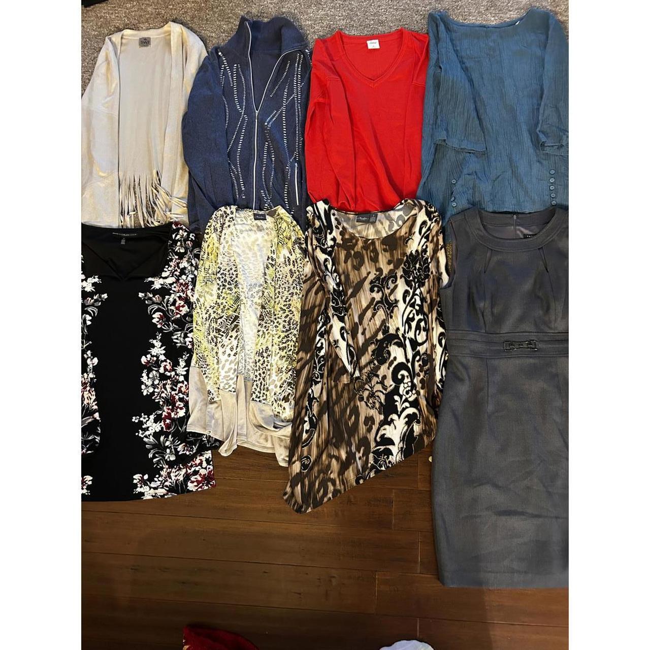 Preloved Women's Top - Multi/Multi - M – A collec… - image 4