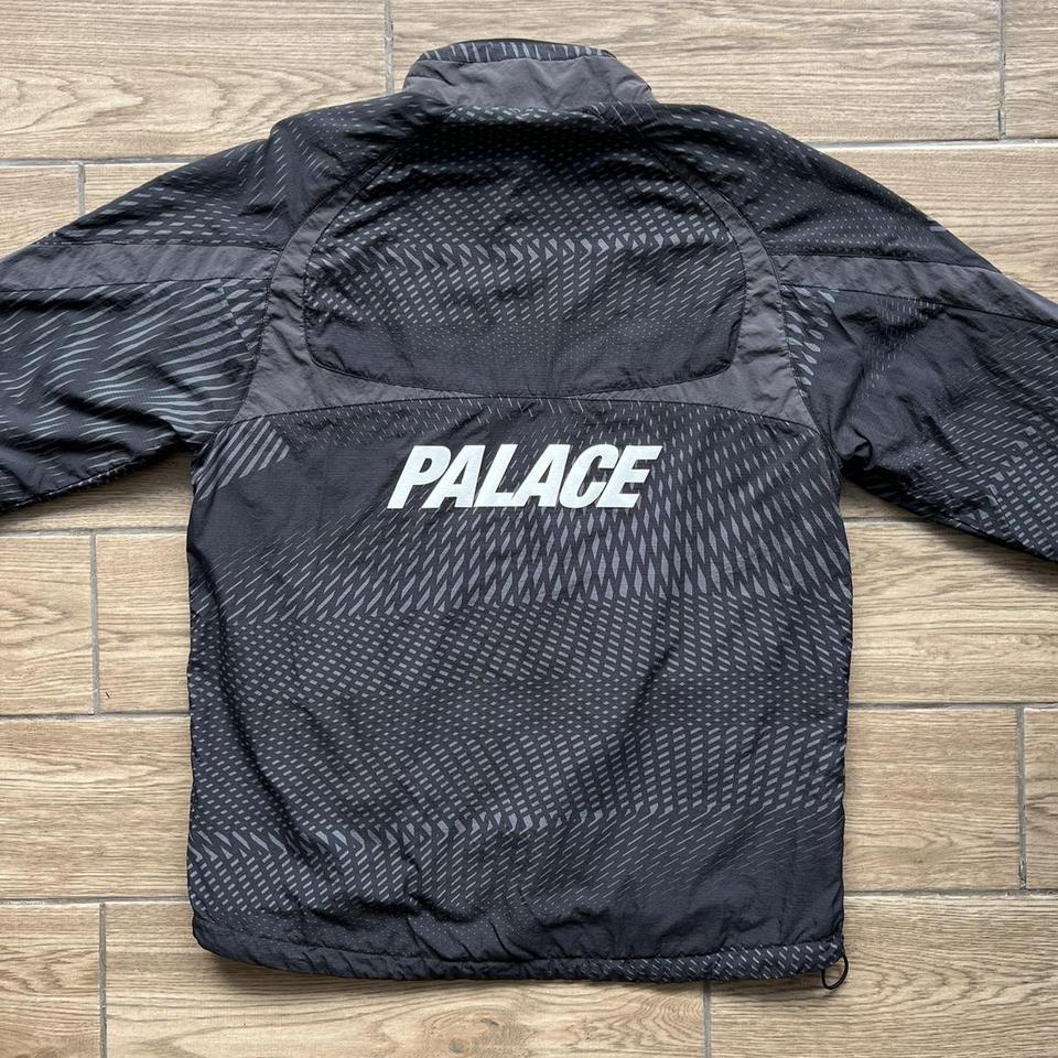 Palace shell-jacket - Depop