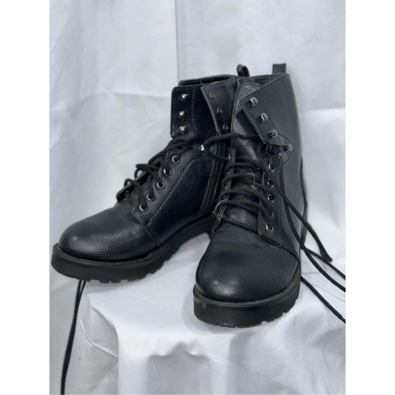 Mia hot sale combat boots