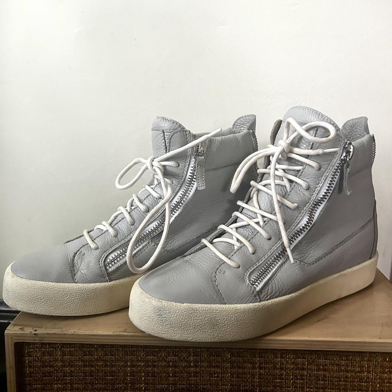 Grey on sale giuseppe zanotti