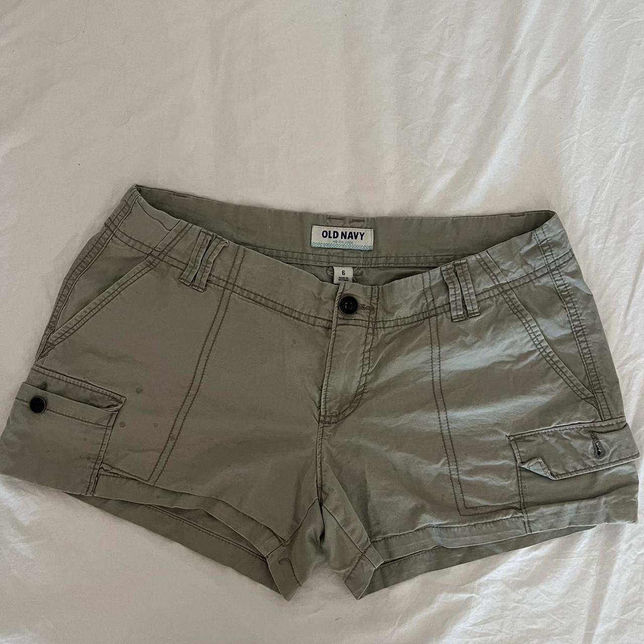 vintage old navy cargo shorts! perfect for shorts... - Depop