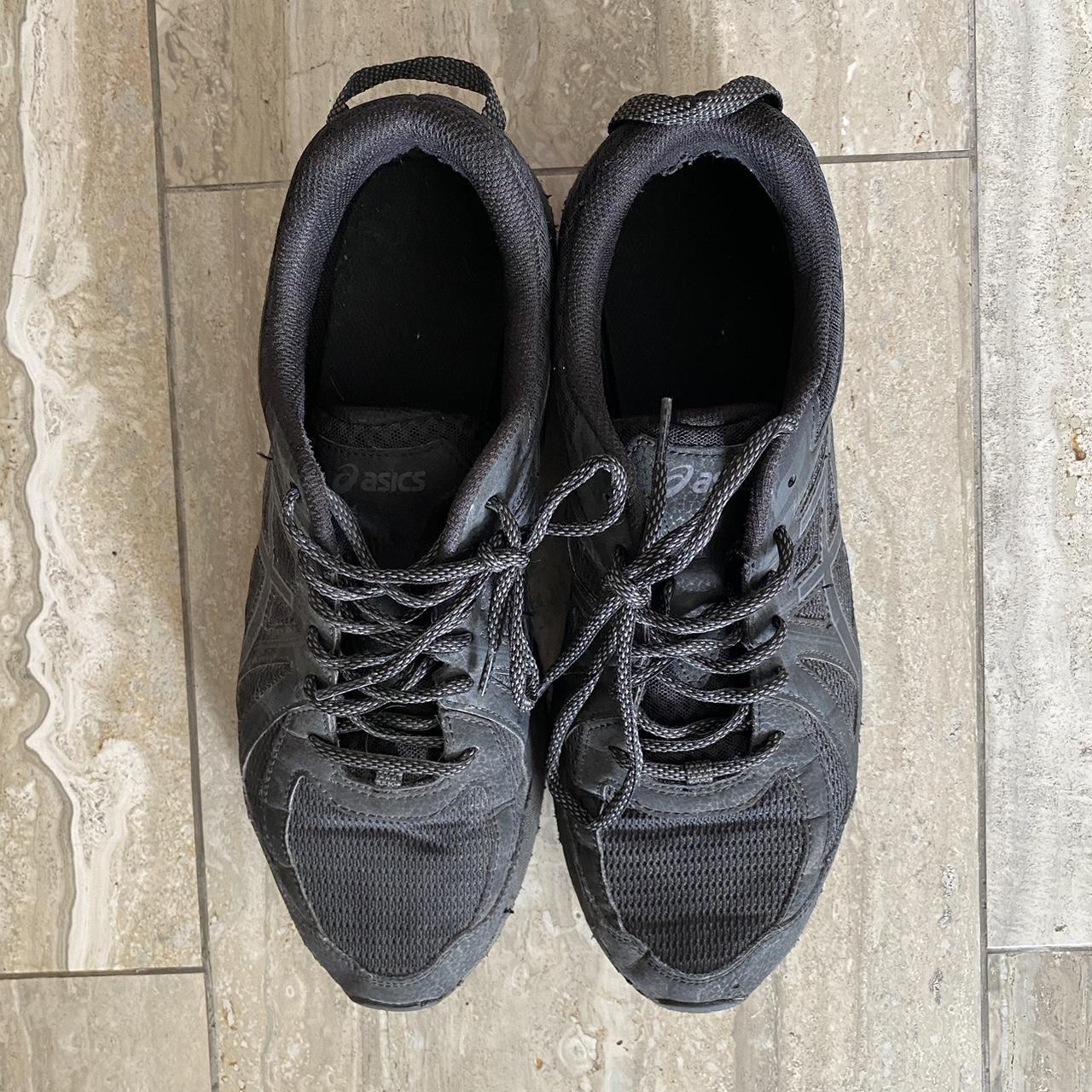 mens black asics trainers