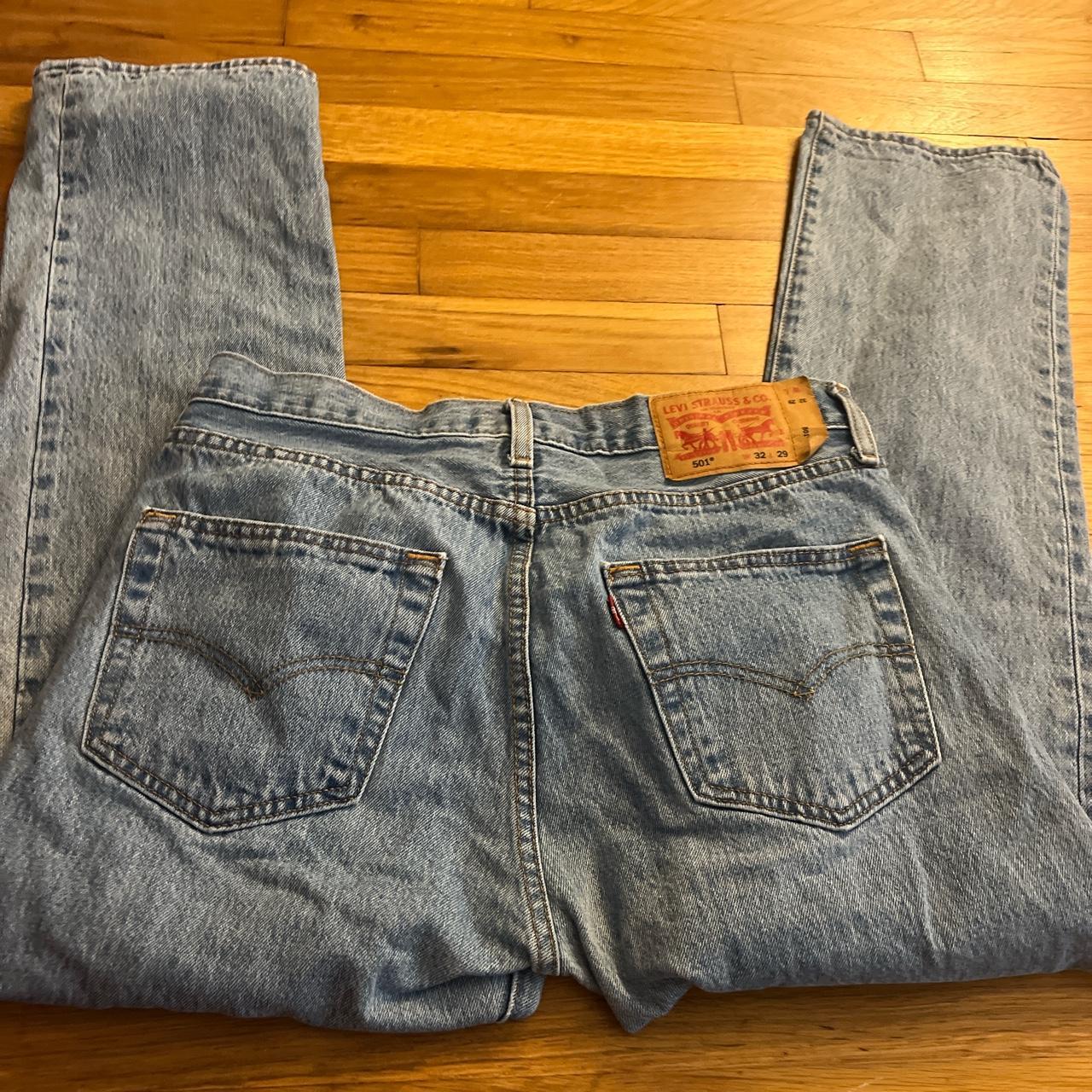 Levi jeans - Depop