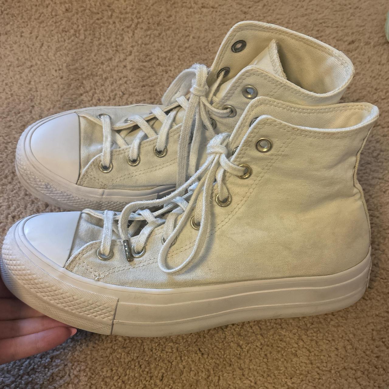 item listed by bellacarlascio317