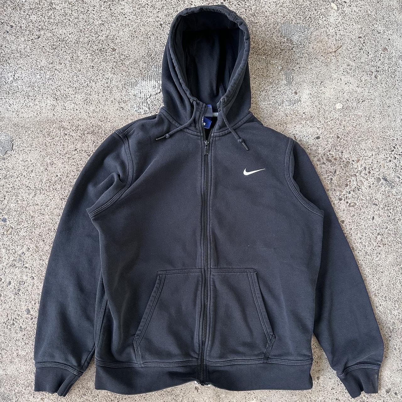 Large Black Nike Zip Up Hoodie 21x27 - Depop