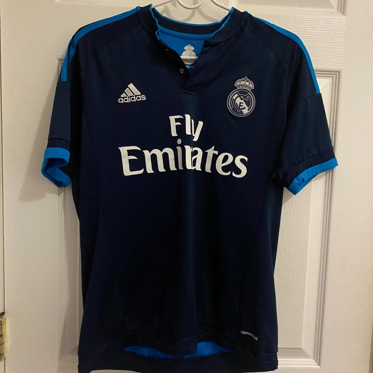 Real Madrid Jersey Worn Once Men's Medium #Soccer - Depop