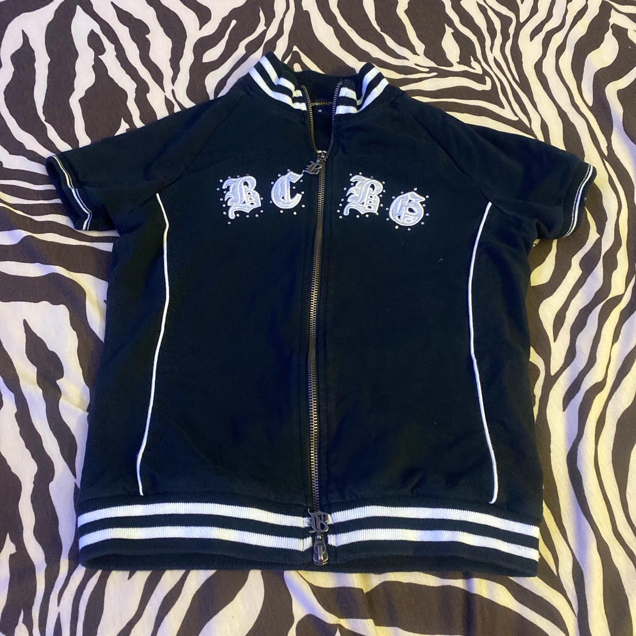 Adorable zip up bcbg zip up jersey style top. Please Depop