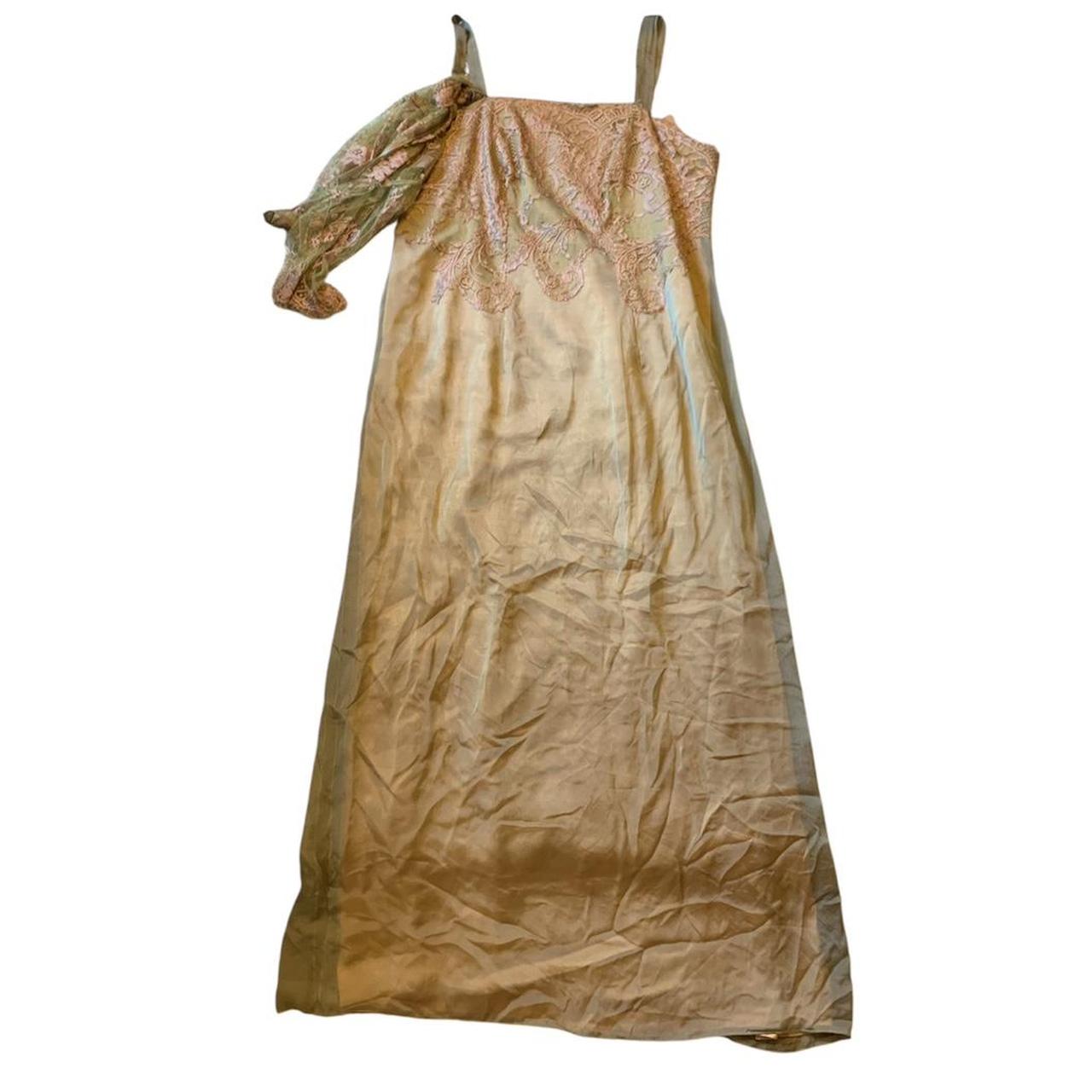 item listed by timewarpthreadss