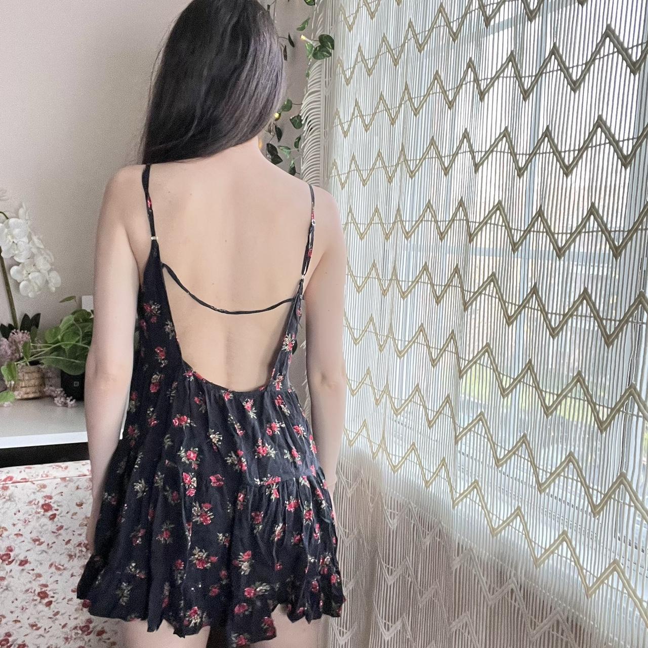 Brandy melville hotsell flowy dress