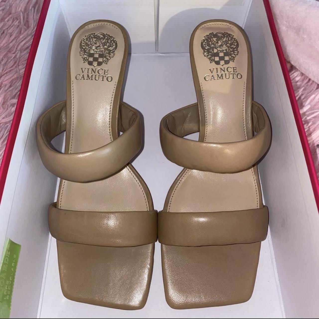 Vince Camuto Women's Tan Footwear