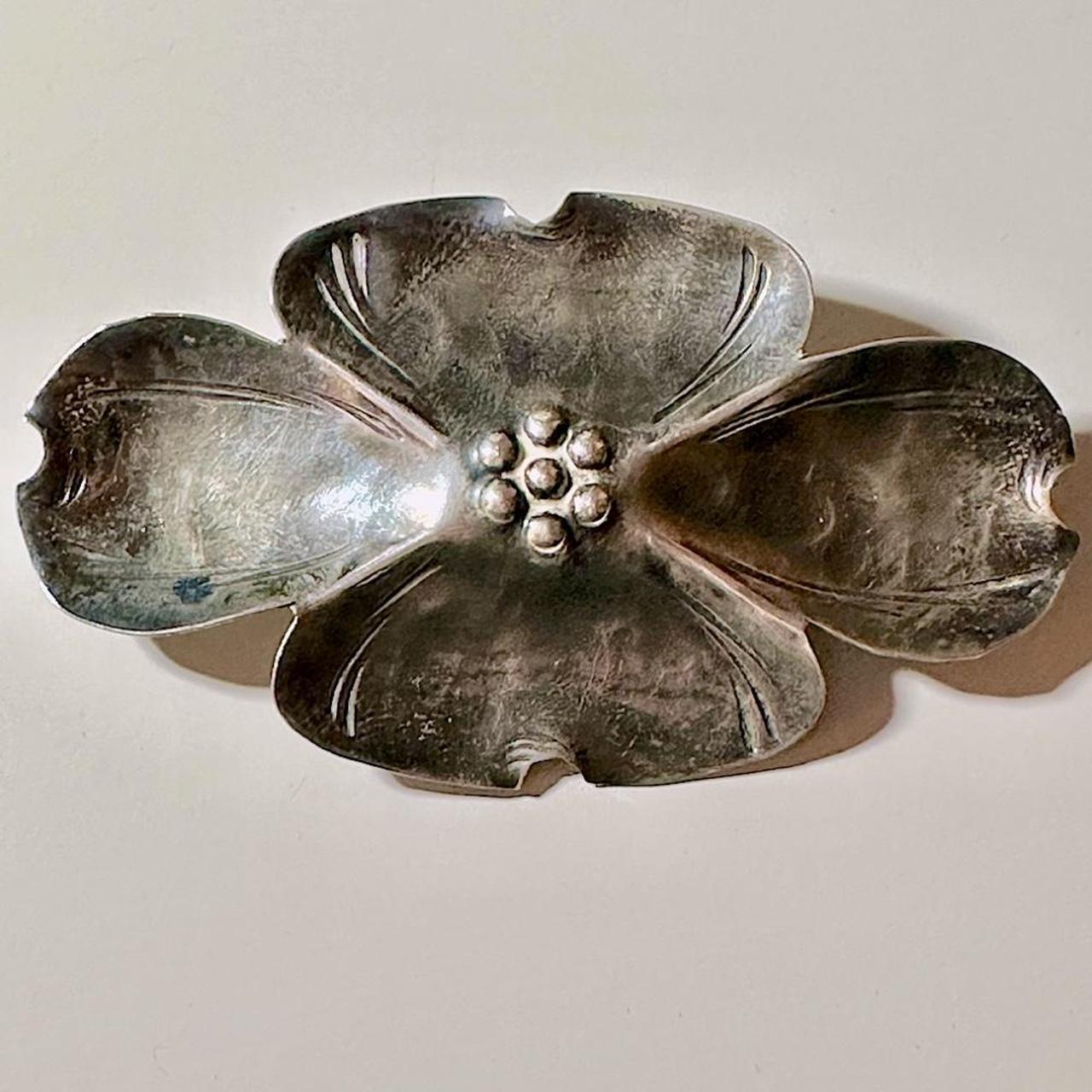 Store Stuart Nye Sterling Silver Dogwood Brooch