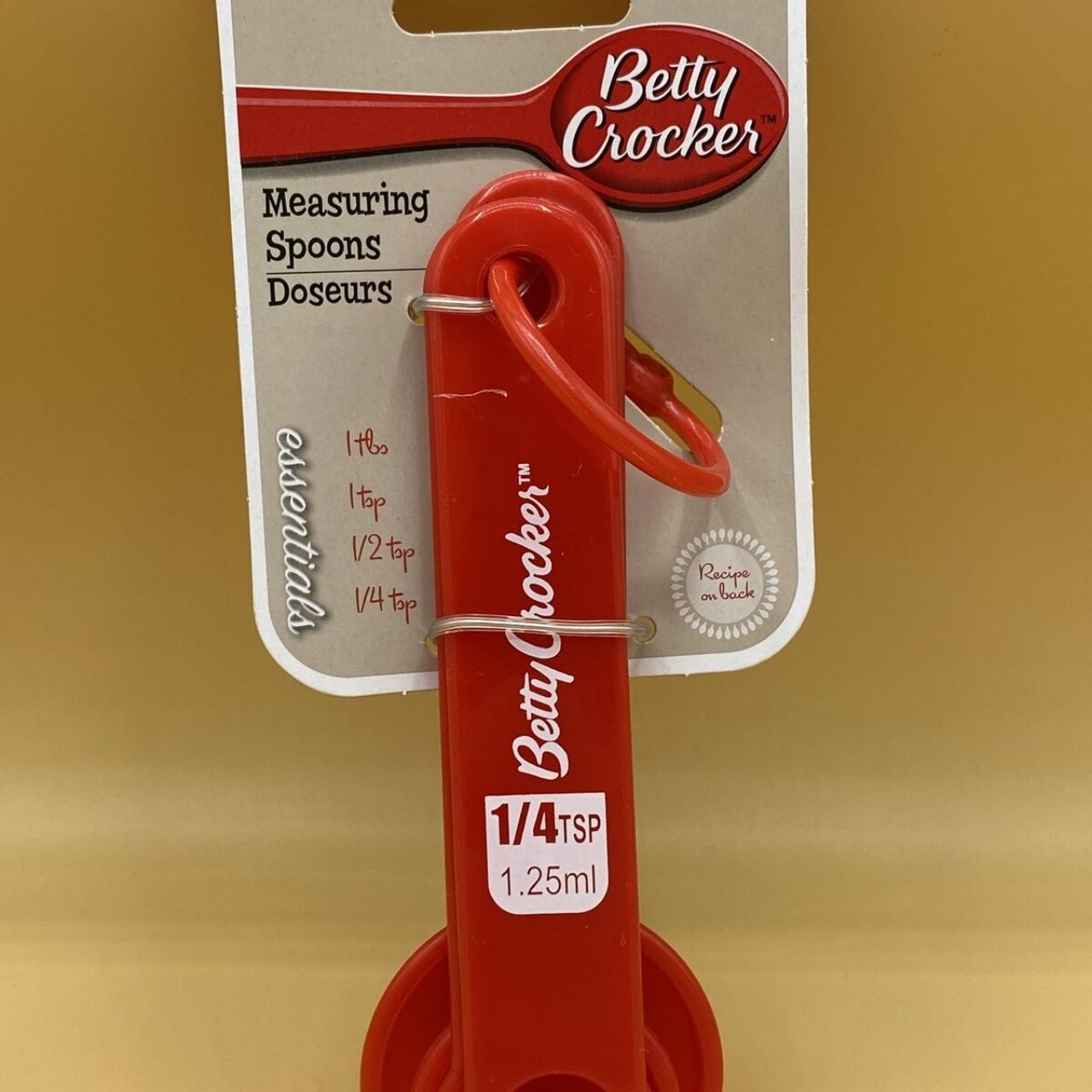 Betty Crocker Nesting Classic Measuring Spoons, - Depop